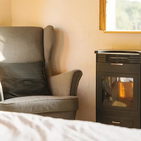 Ladybug Eco House * Gradisce pri Lukovici