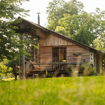 Ladybug Eco House * Gradisce pri Lukovici