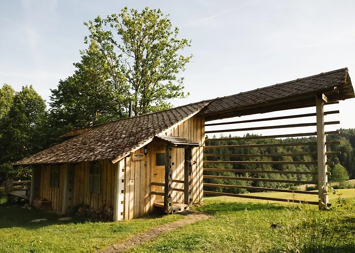 Semesterbostad Ladybug Eco House Gradisce pri Lukovici